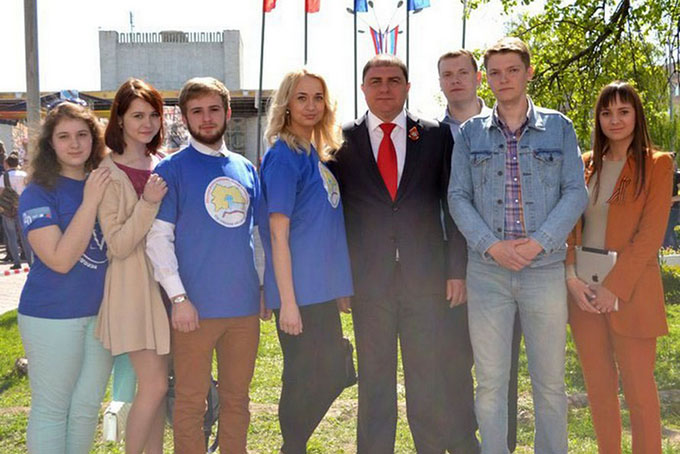 Члены Молодежной избирательной комиссии Орловской области приняли участие в праздновании 70-летия Победы в Великой Отечественной войне